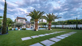 Villa Sirmione Front Lake
